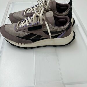 Reebok Men's Taupe and Black Sneakers